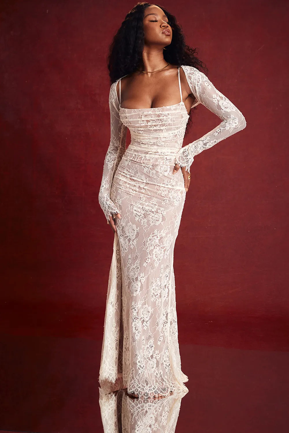 Artemis Vintage Cream Lace Maxi Dress