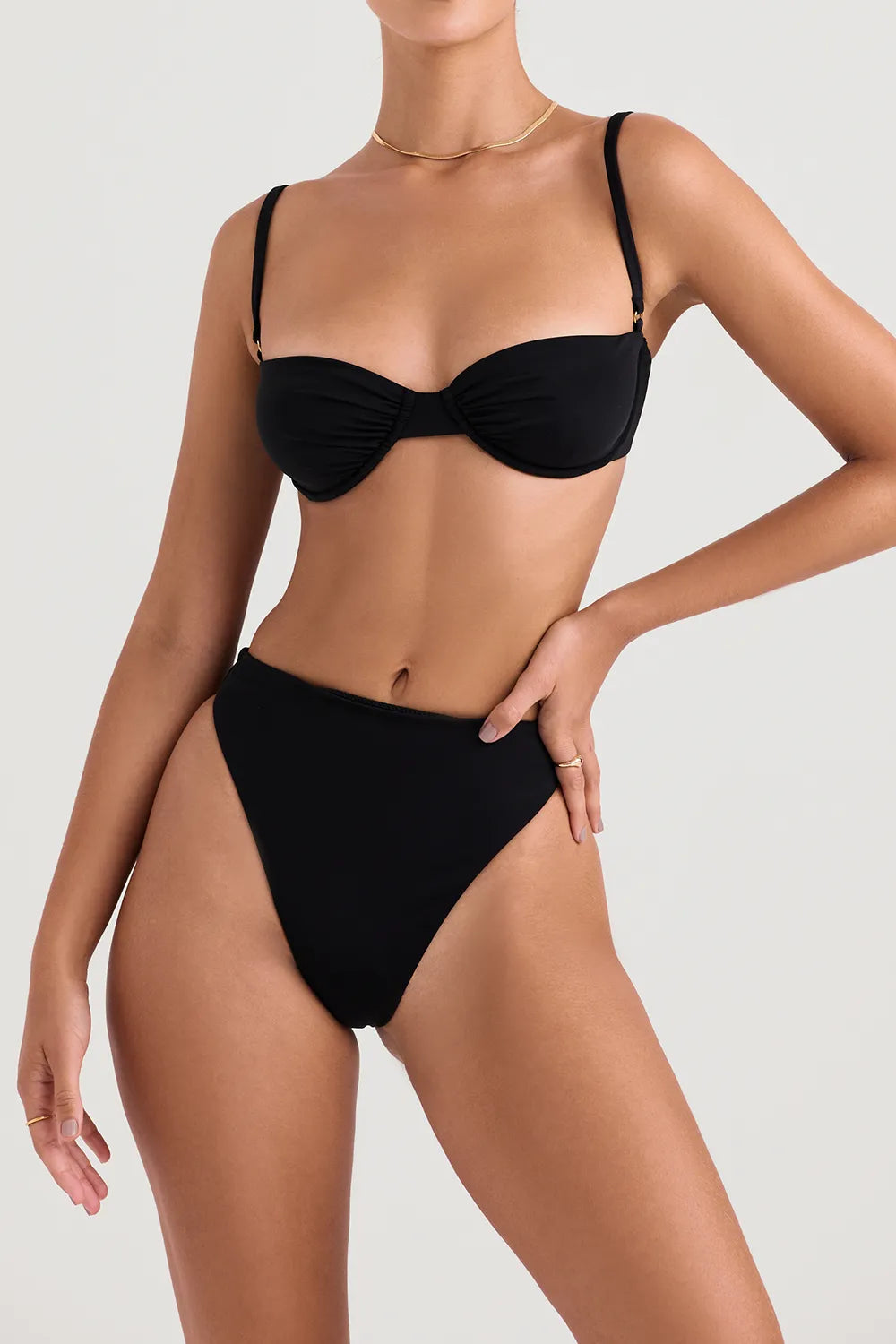 XS