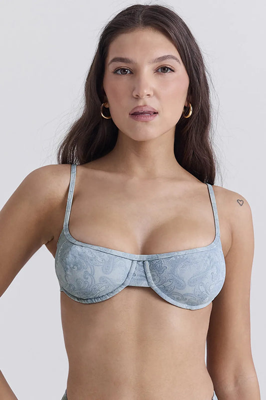 XS