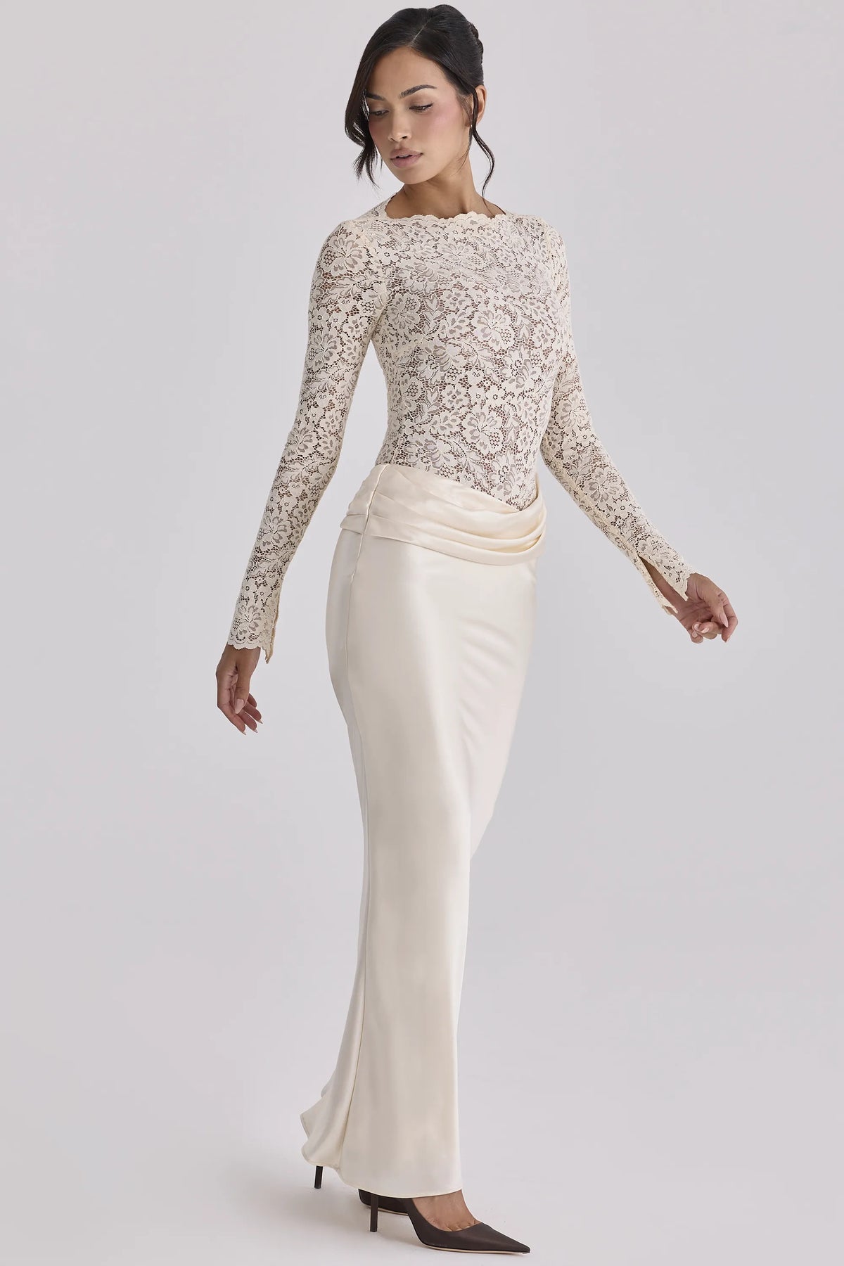Ellie Vintage Ivory Lace Long Sleeve Bodysuit