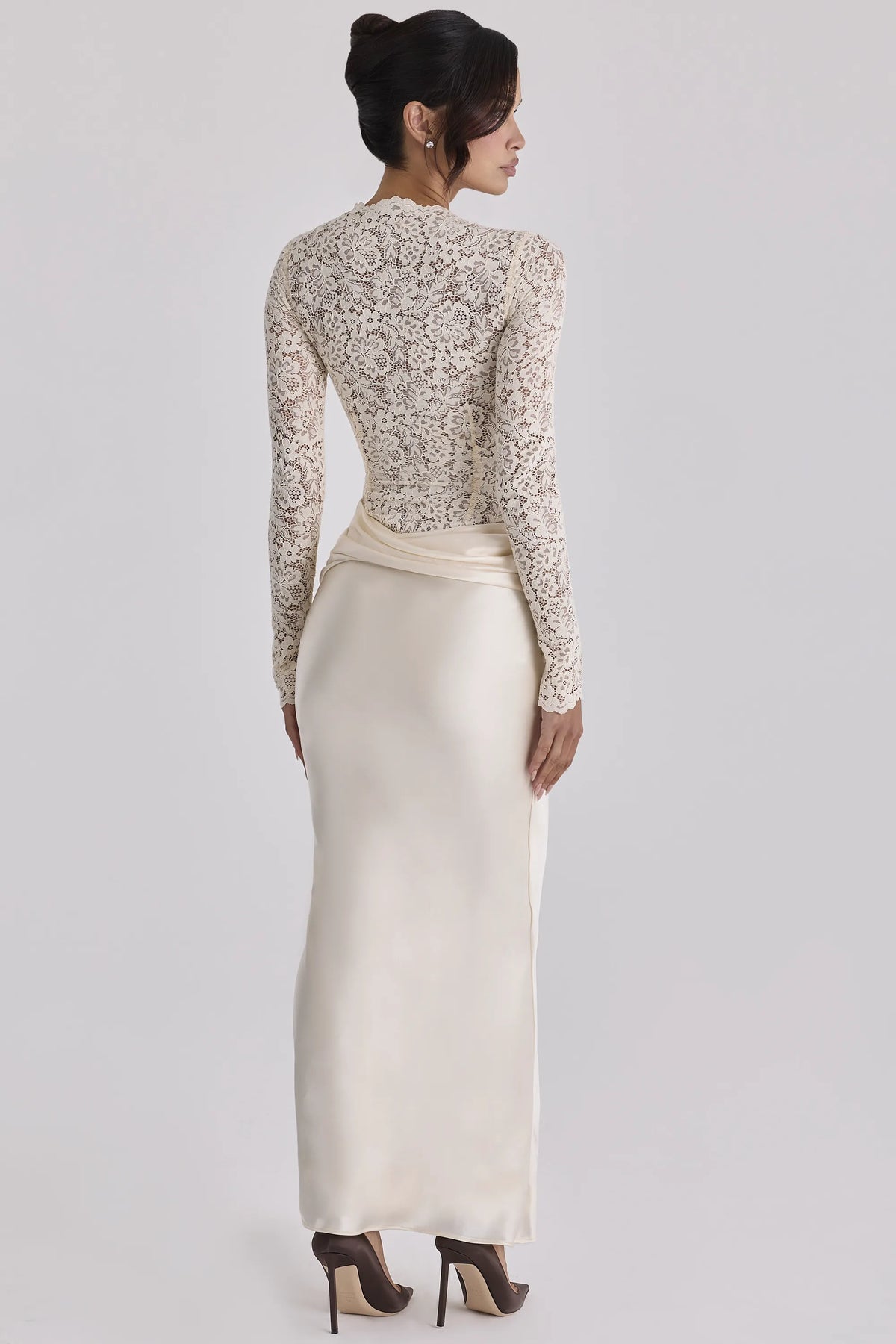 Ellie Vintage Ivory Lace Long Sleeve Bodysuit