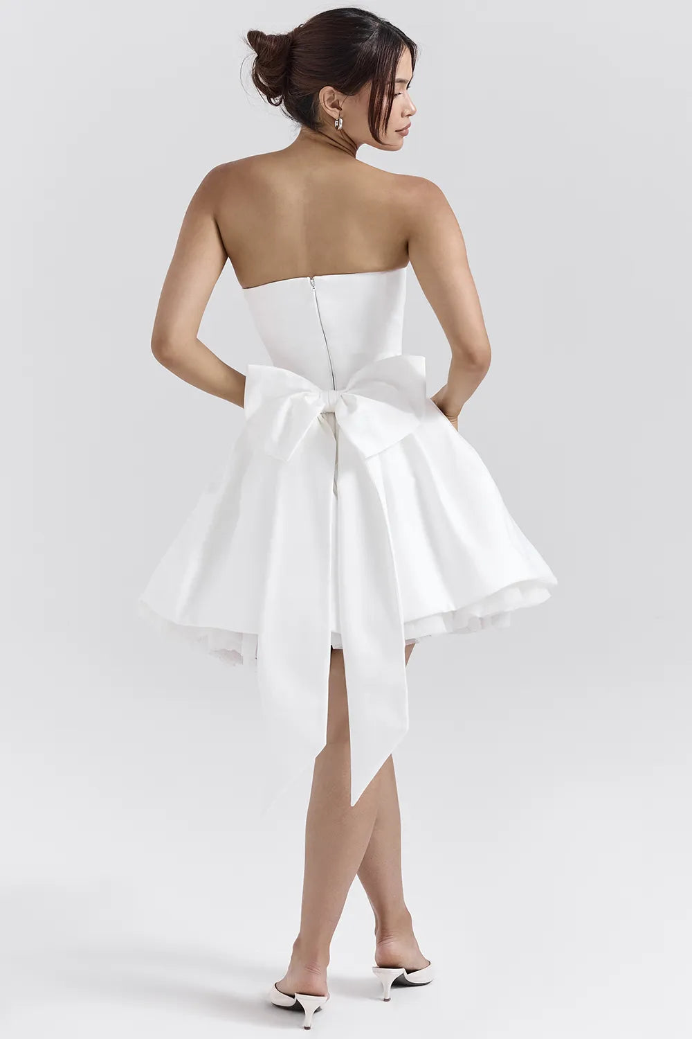 Noele White Satin Strapless Bow Mini Gown