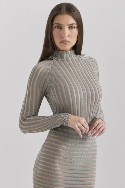XS