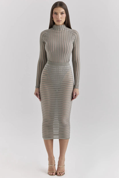 XS